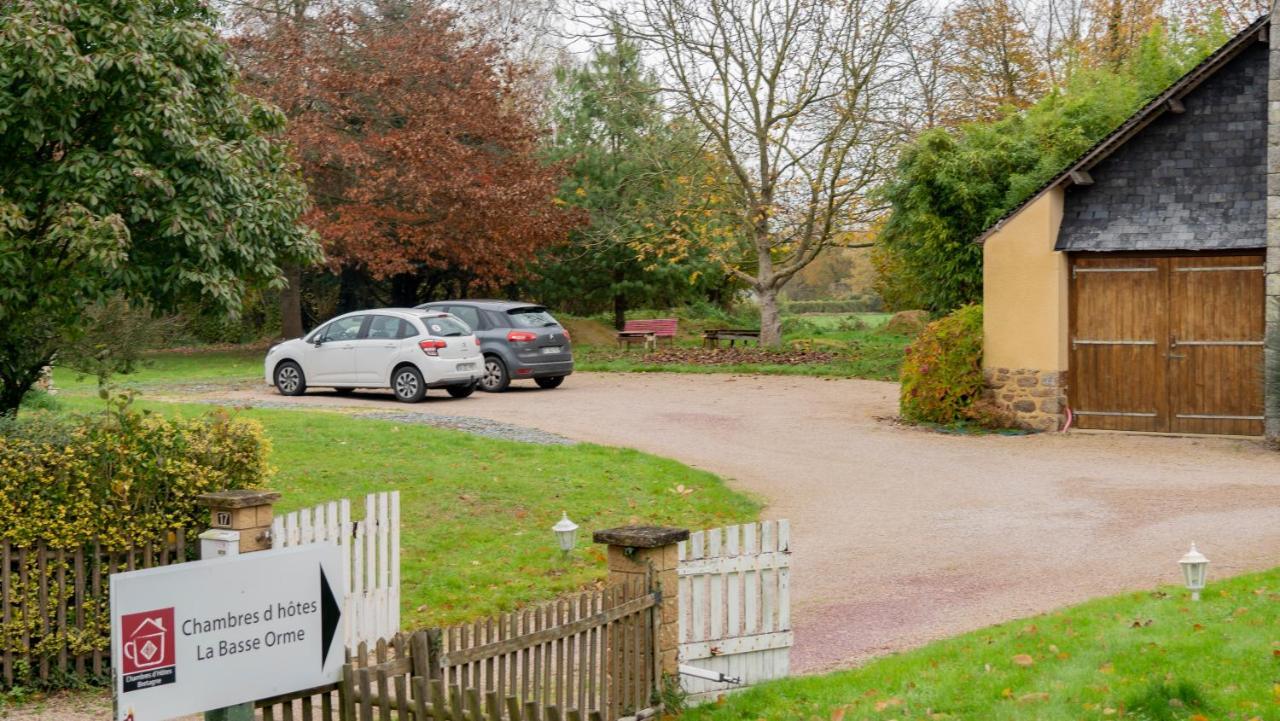 Domaine De La Basse Orme Bed & Breakfast Les Iffs Exterior photo