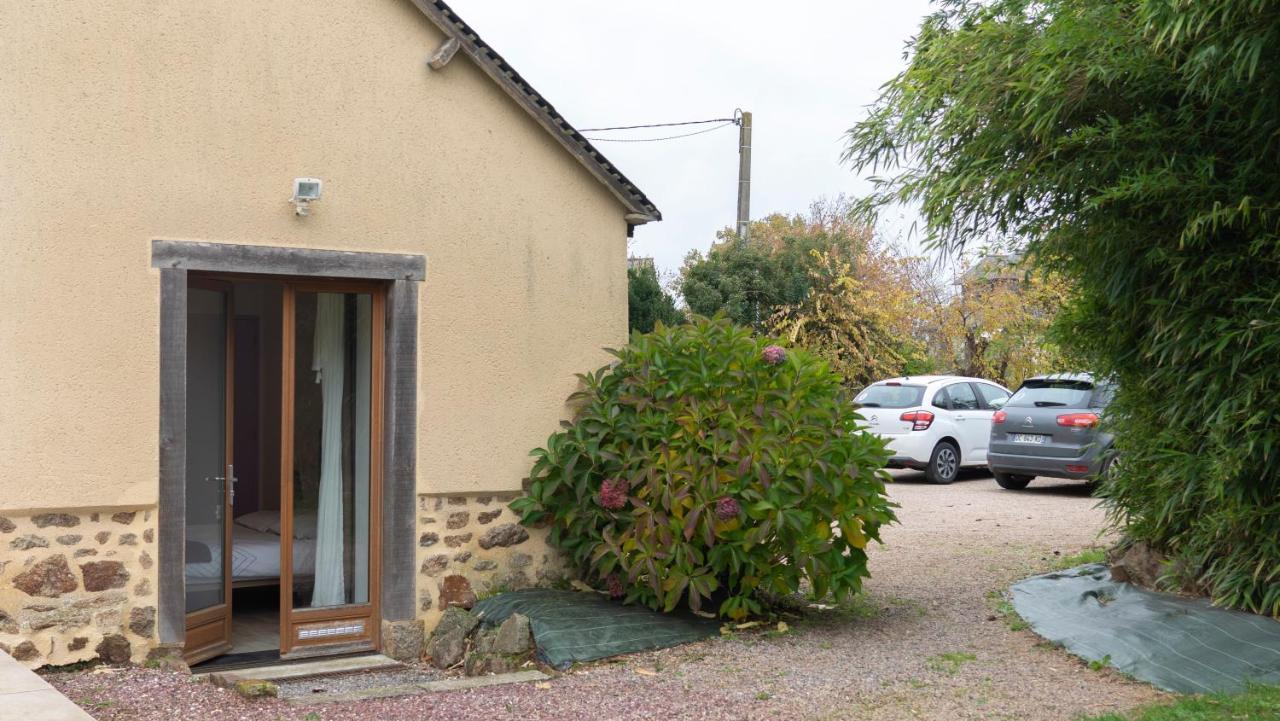 Domaine De La Basse Orme Bed & Breakfast Les Iffs Exterior photo